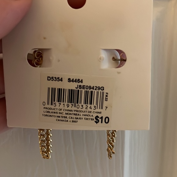 Gold chain earrings - Picture 2 of 3